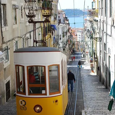 Casa Portuguesa Chiado 아파트 *